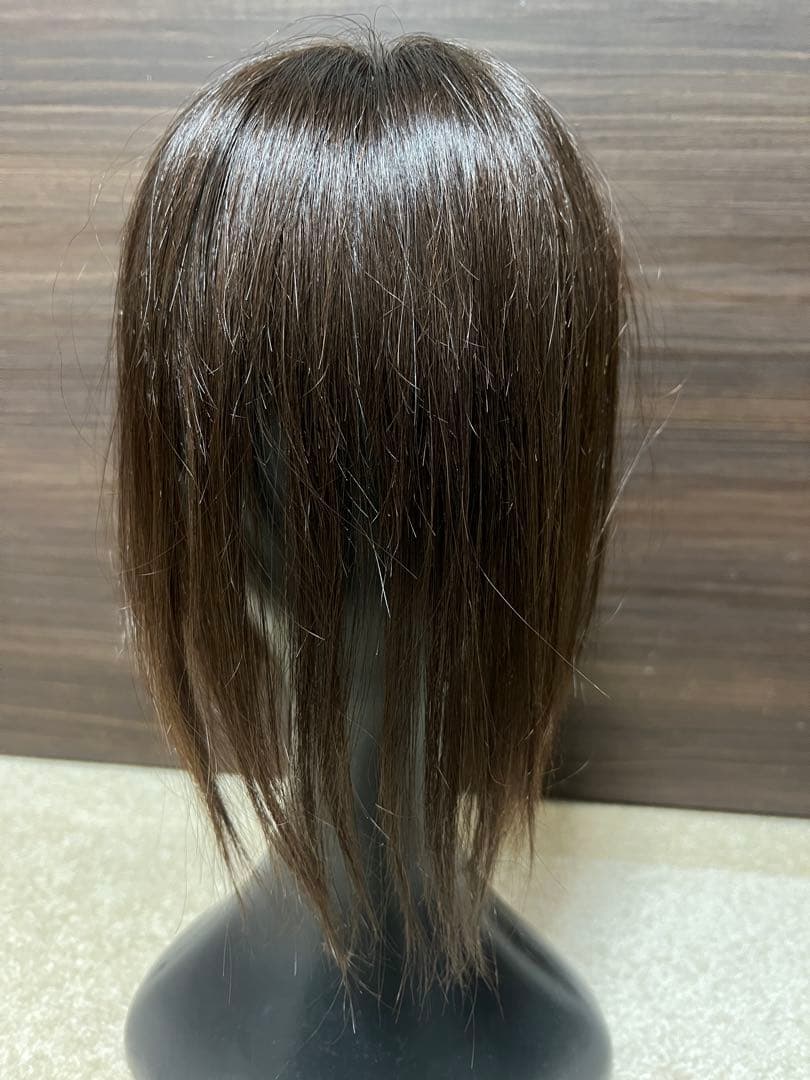 百合子ウィッグ　ネオピース前髪あり毛量減量