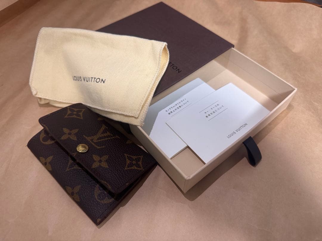 Louis Vuitton モノグラム ダークブラウン キーケース