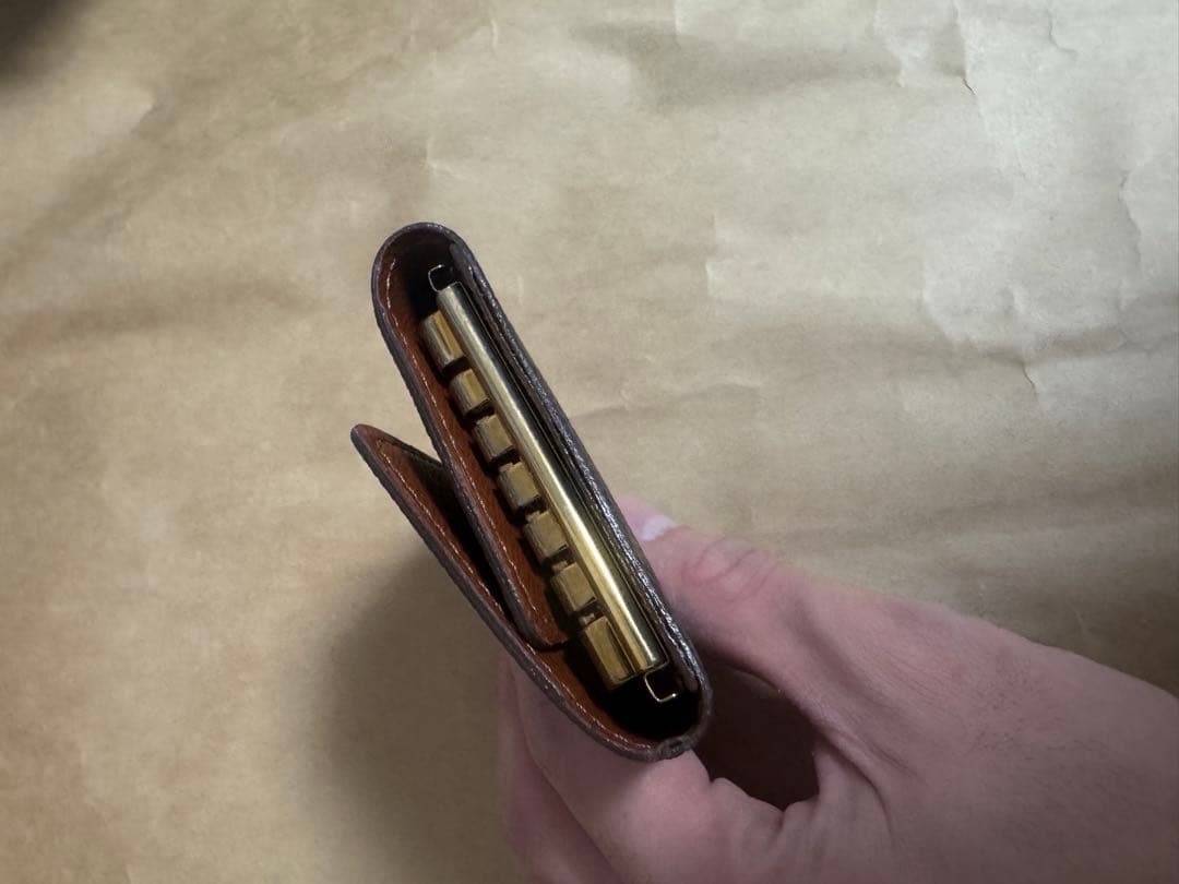 Louis Vuitton モノグラム ダークブラウン キーケース