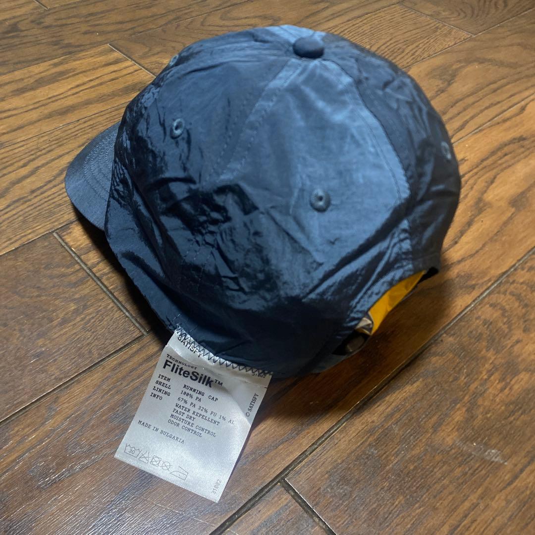 e*6様 SATISFY FLITESILK™ RUNNING CAP