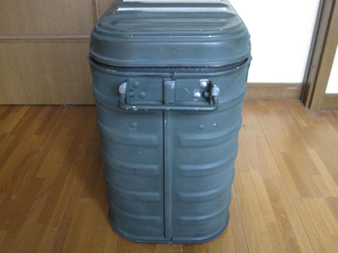 米軍放出 フードコンテナ 、カトラリー、ケース　中古品