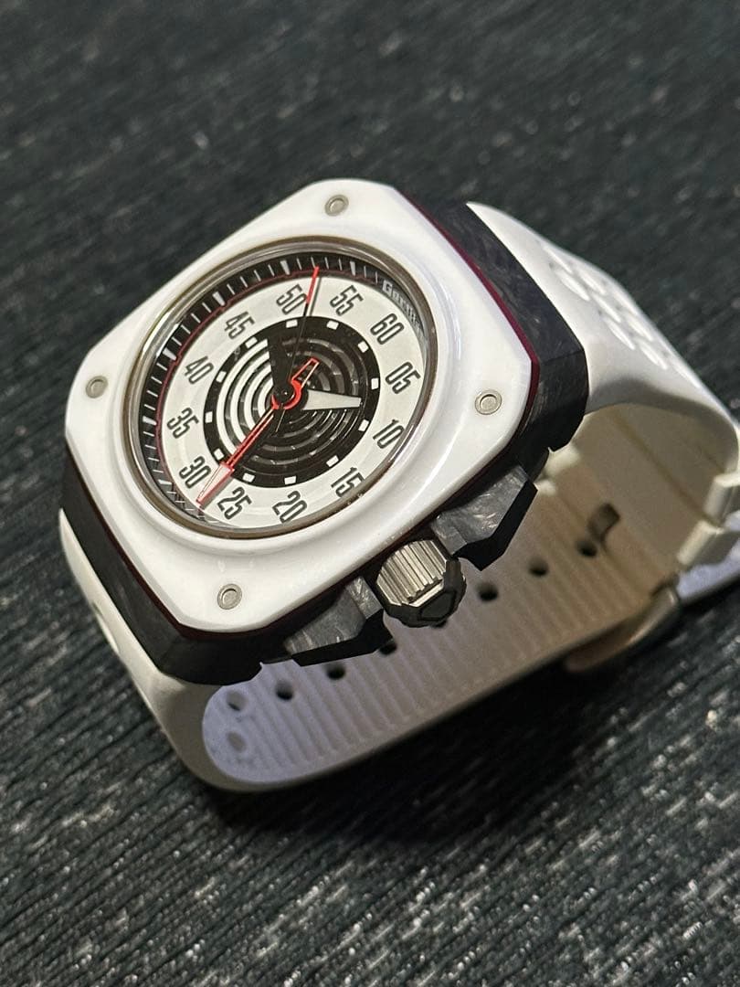 ゴリラウォッチ　ファストバックRS ホワイ