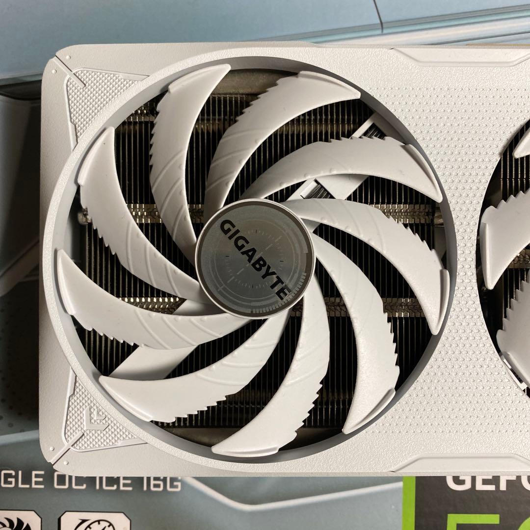 グラフィックボード・グラボ・ビデオカード GIGABYTE RTX 5060Ti EAGLE OC ICE 16GB