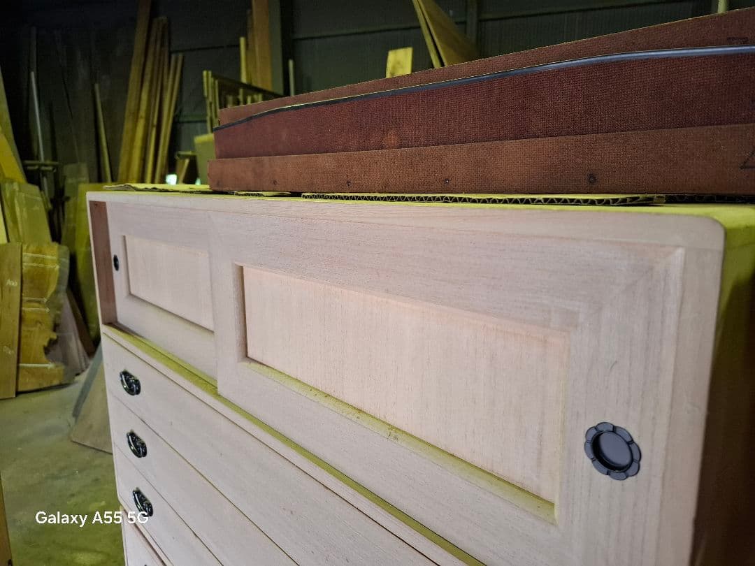 桐着物箪笥　レトロ家具　桐箪笥