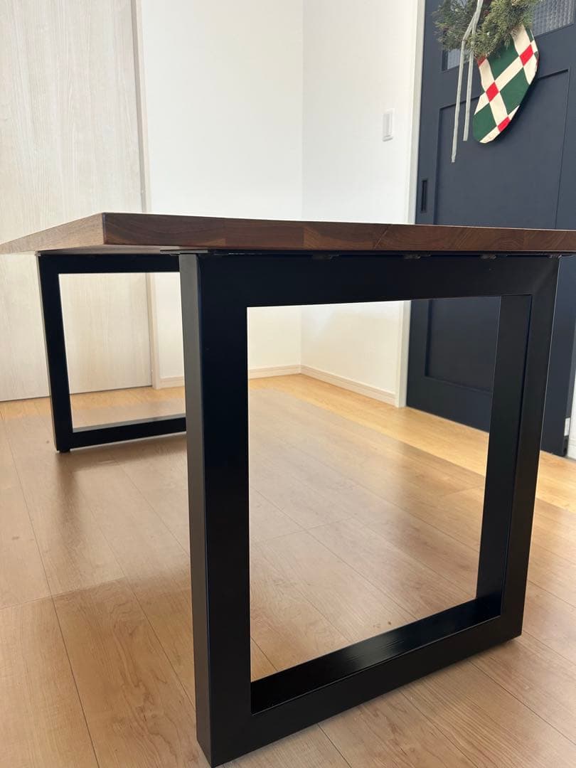 マスターウォール WILDWOOD DINING TABLE アカセ木工