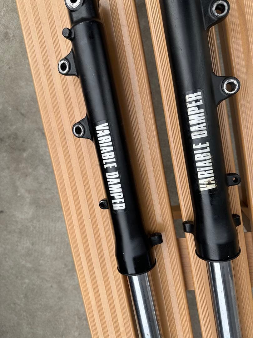 RZ250R フロントフォーク　左右　ブラック　レストア　フロント　フォーク