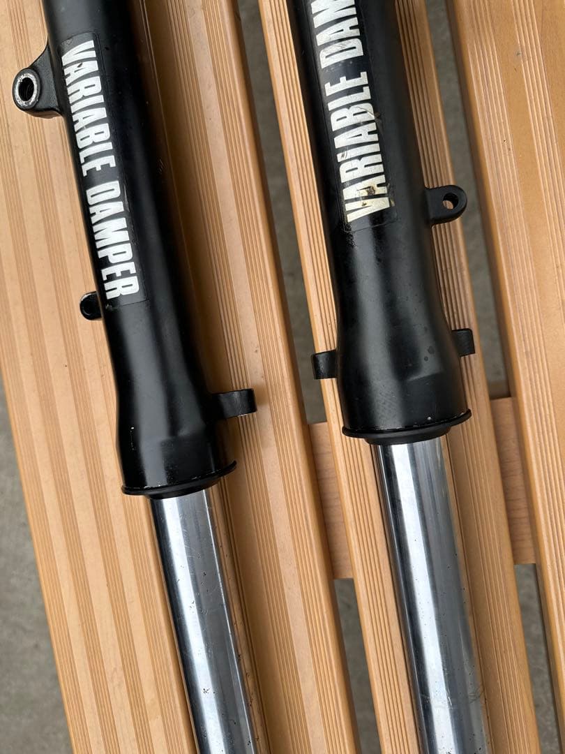 RZ250R フロントフォーク　左右　ブラック　レストア　フロント　フォーク