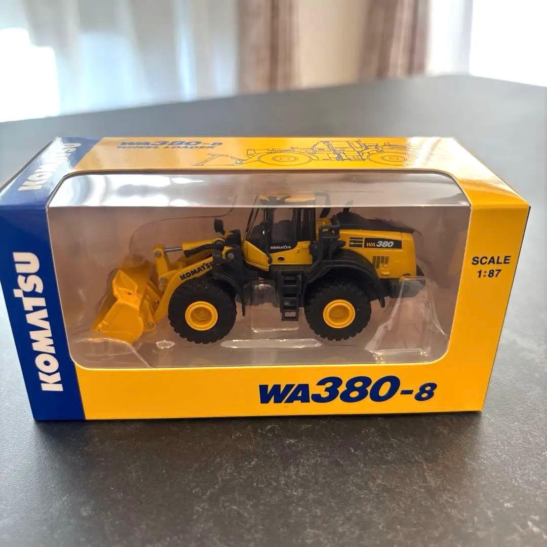 専用いっちゃん　コマツ 模型 11点（非売品株主優待）ミニチュア 建機