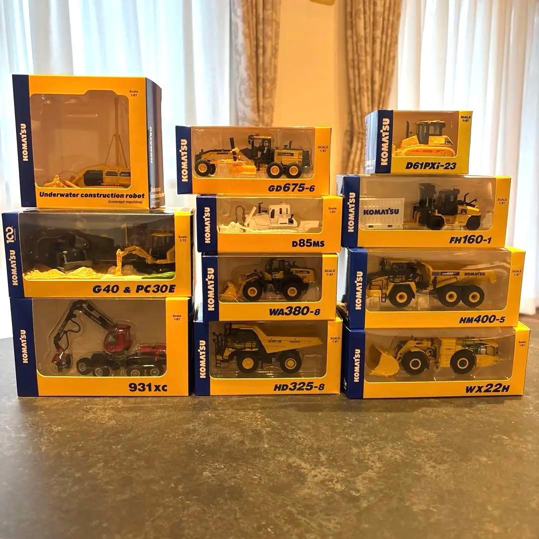 専用いっちゃん　コマツ 模型 11点（非売品株主優待）ミニチュア 建機