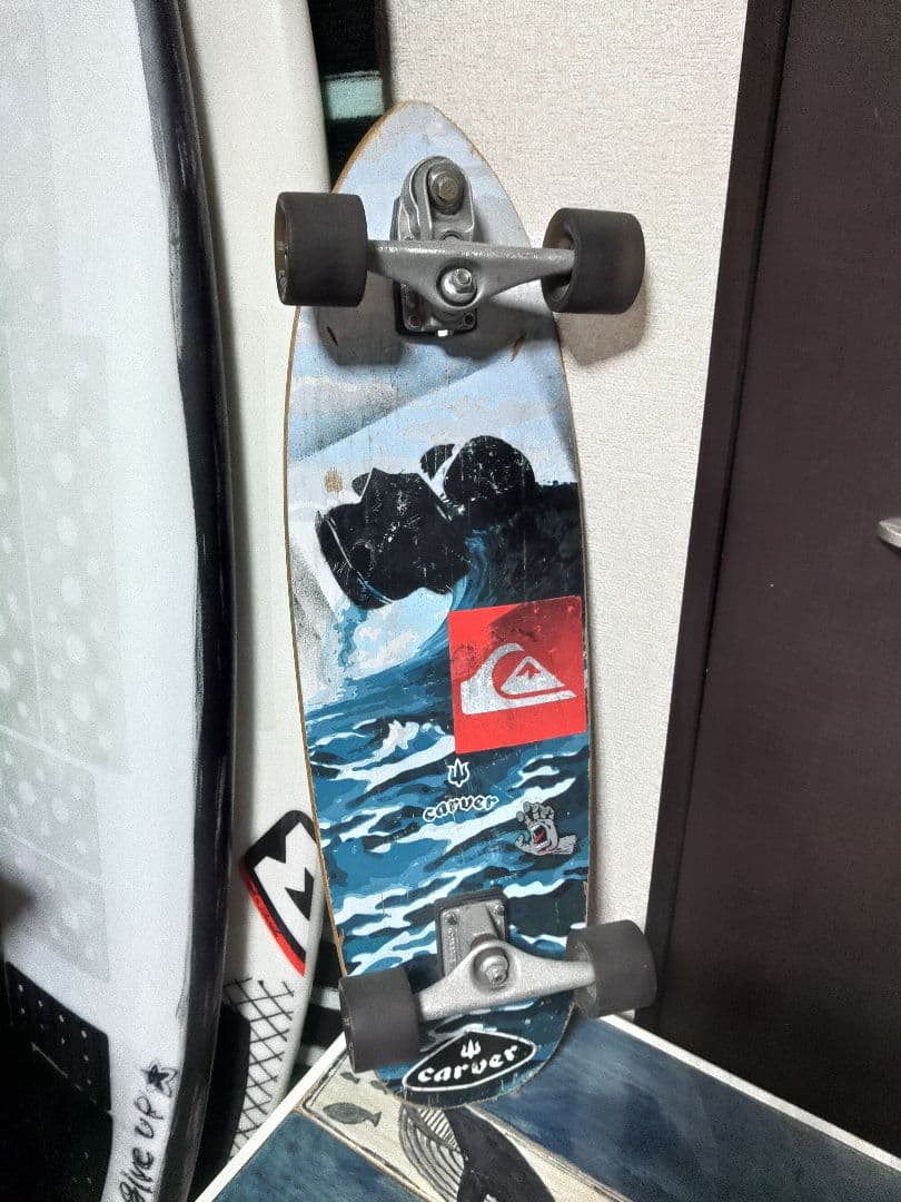 中古　Carver スケートボード　サーフィン　スケボー　波乗り