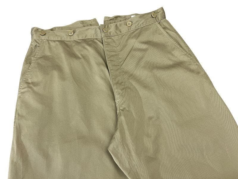 23ss 美品 コモリ X01-03029 シンチバック チノ オーバー パンツ