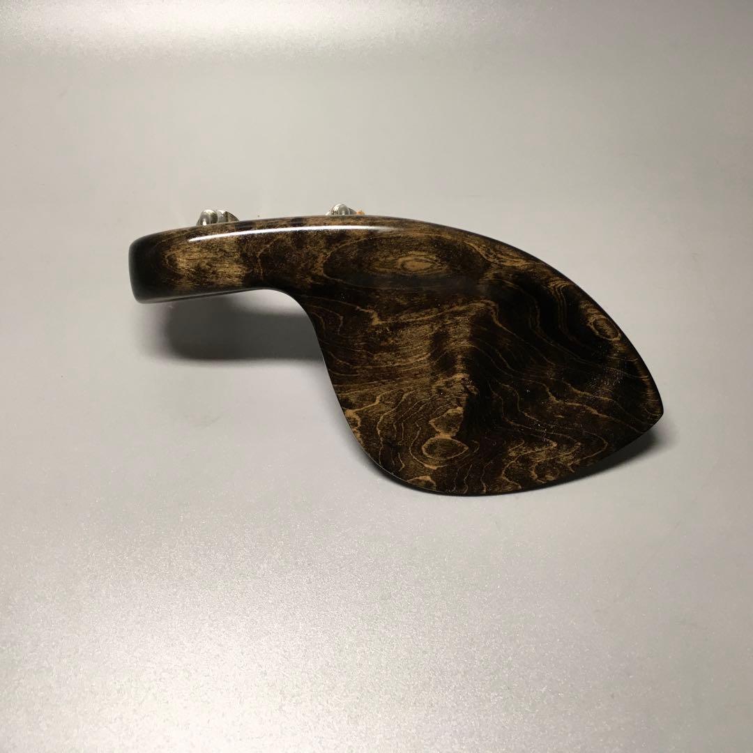 バイオリン顎当て　楓黒漆染め　クローソン　工芸会正会員の製作アイテム