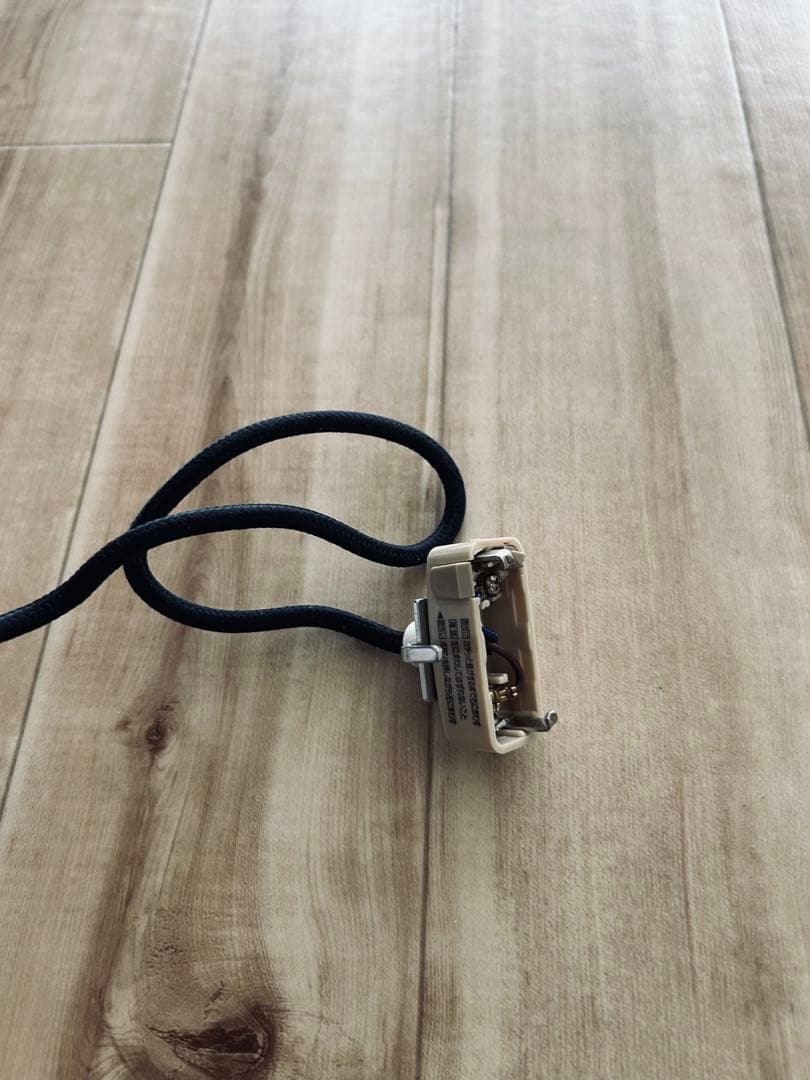 【IKEA】スィムリスハムン ペンダントライト 3灯ガラスシェード2年使用 美品