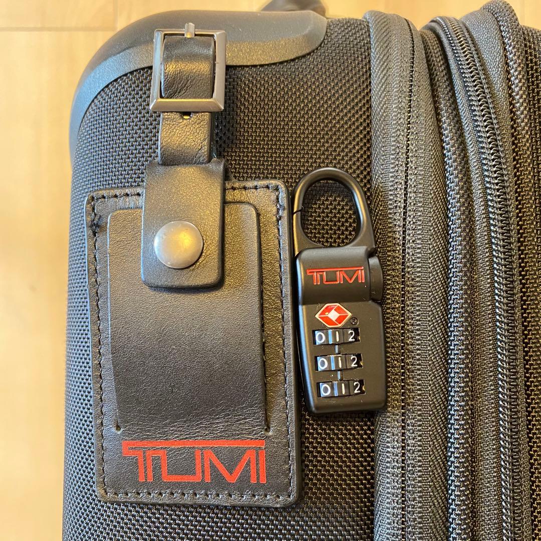 TUMI 便利な4輪 トゥミ ALPHA2 キャリーケース ビジネス 旅行