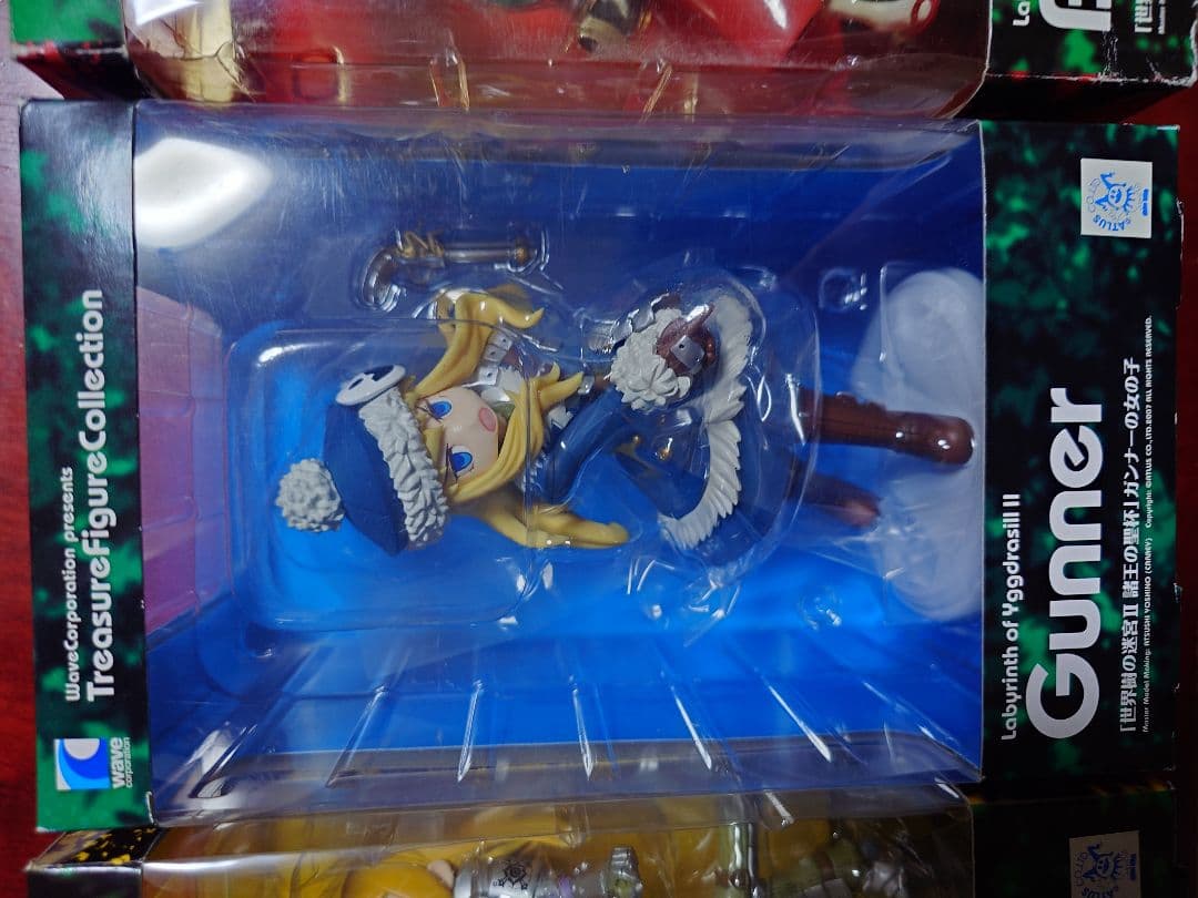 世界樹の迷宮 フィギュア　4体フルセット