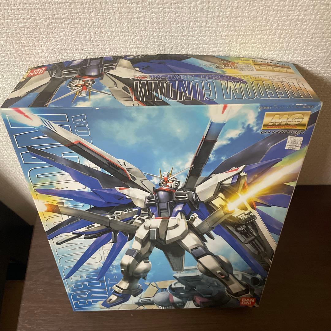 【新品未使用未開封】初販ロットMG Freedom Gundam⭐︎お値下げします