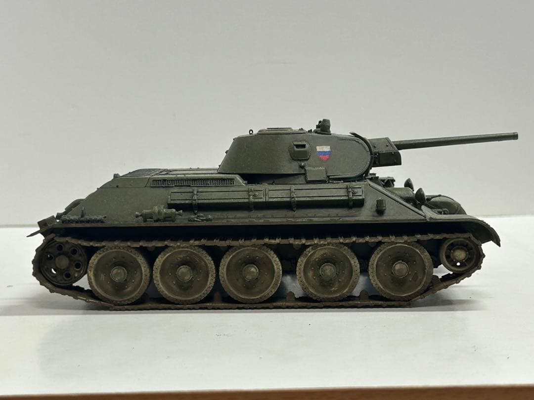 ロシア解放軍　T-34-76 mod1941 ドラゴン　1/35 戦車　完成品