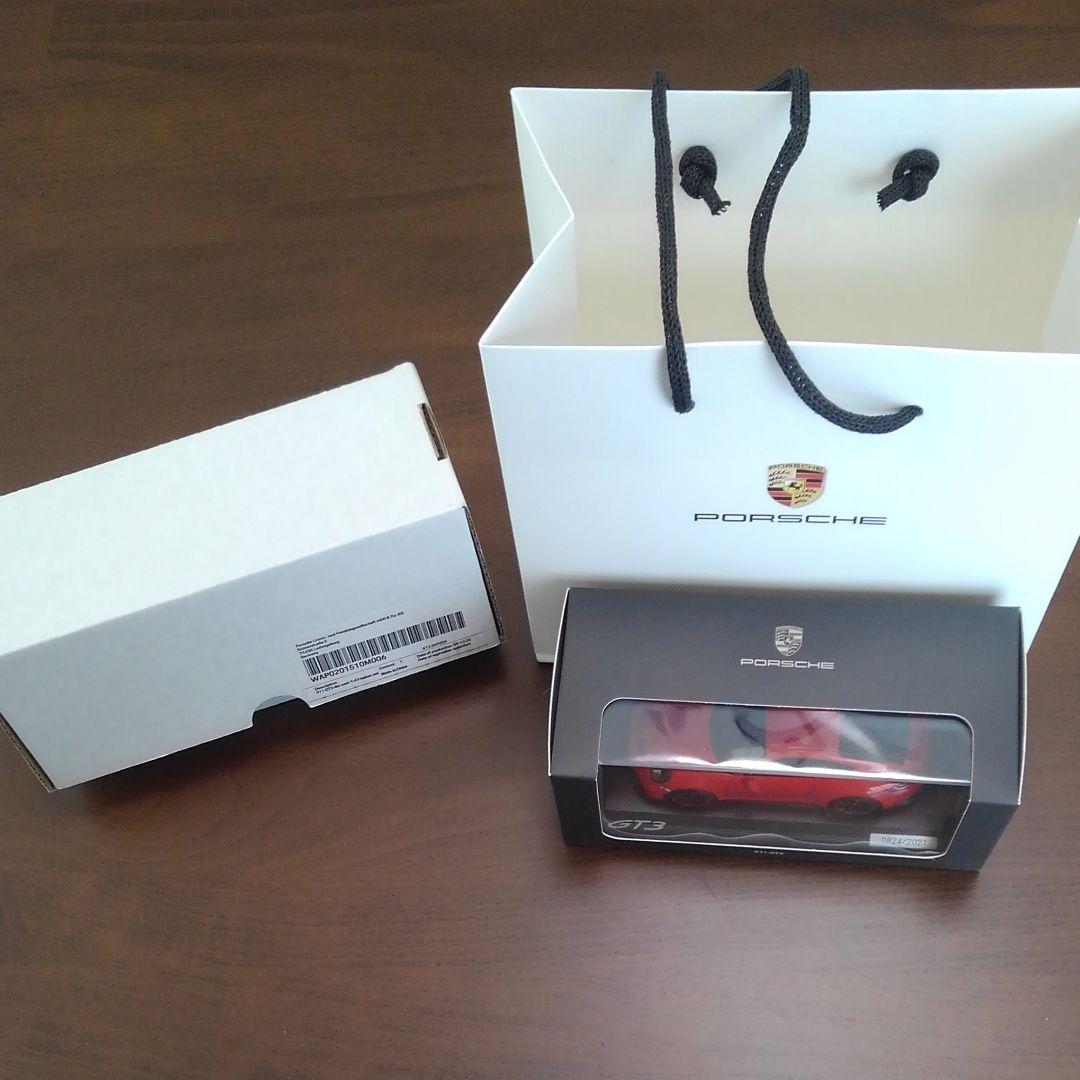 ポルシェエクスペリエンスセンター　新品　gt3 1/43 911 ミニカー