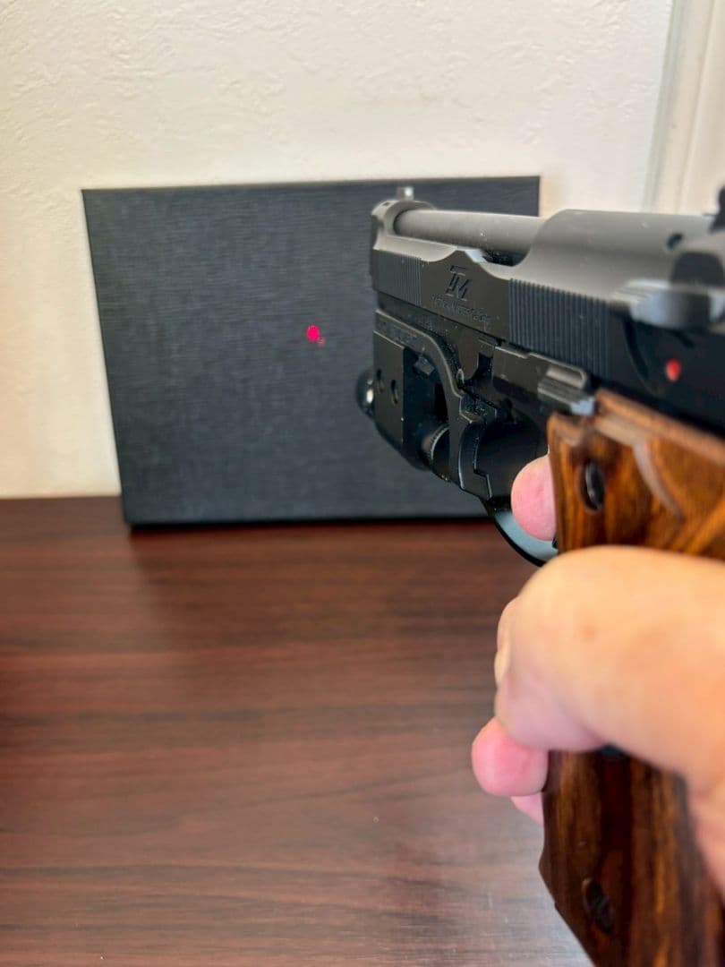 【希少】マルイ TACTICAL MASTER M92F レーザーサイト付