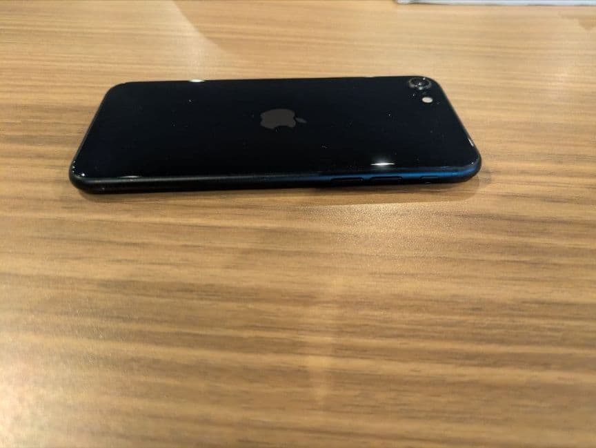 【整備済/保証付】iPhone SE 第3世代 SIMフリー 100% 64GB