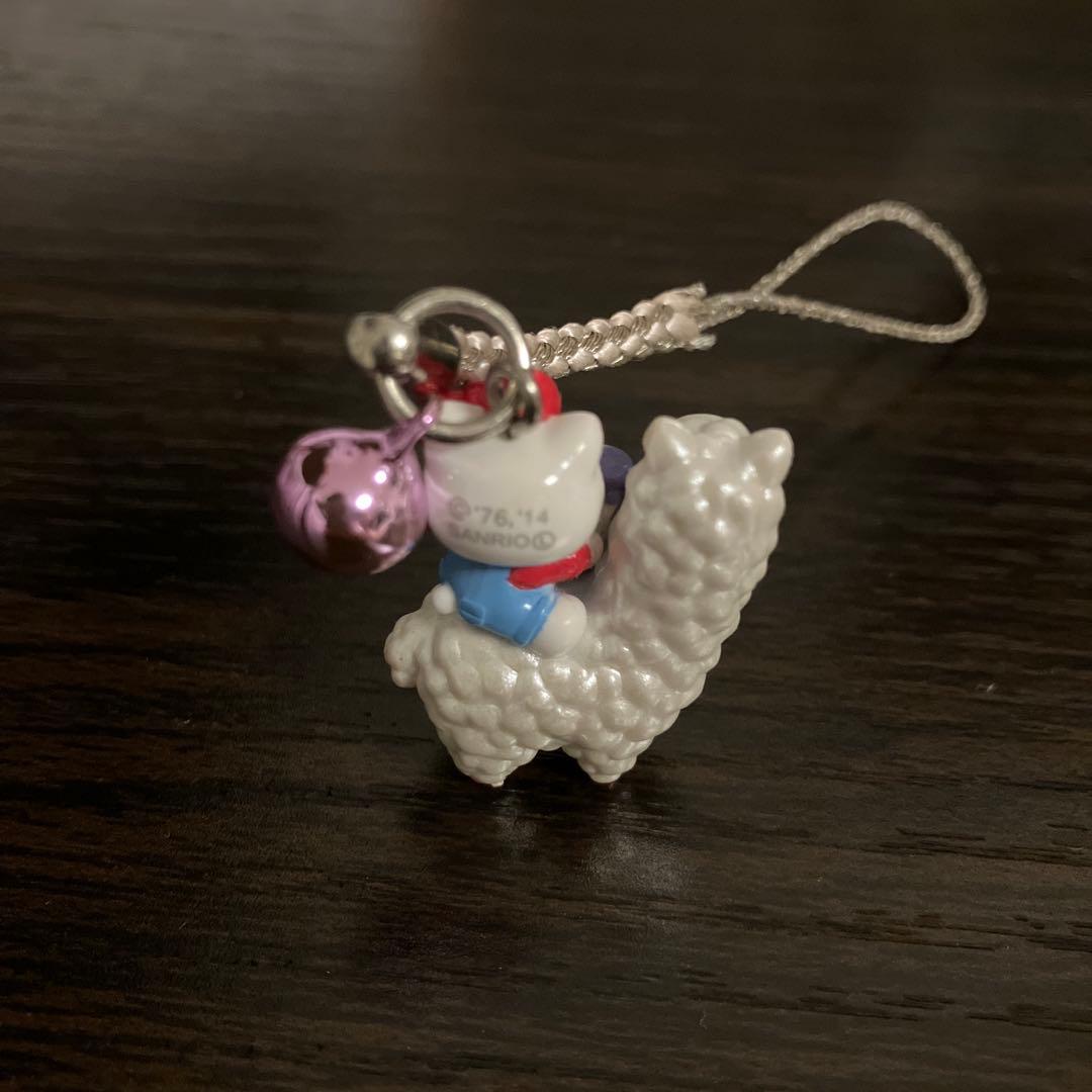 ハローキティ アルパカ ストラップ 鈴付き