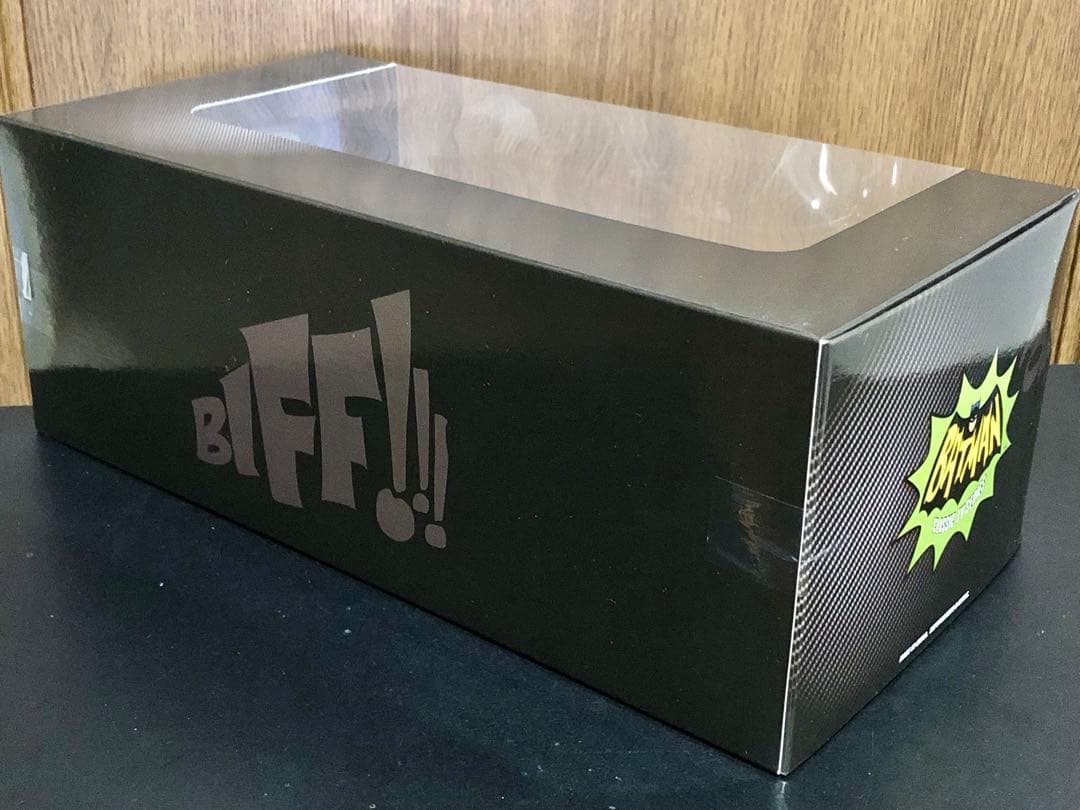 ★絶版！￼ マテル 1/18 バットモービルTV版フィギュア付