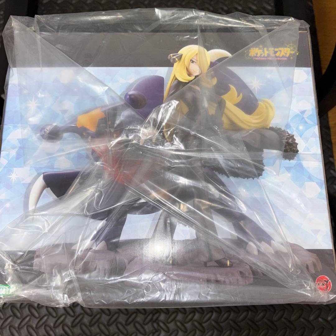 シロナ with ガブリアス 1/8スケールフィギュア　未開封