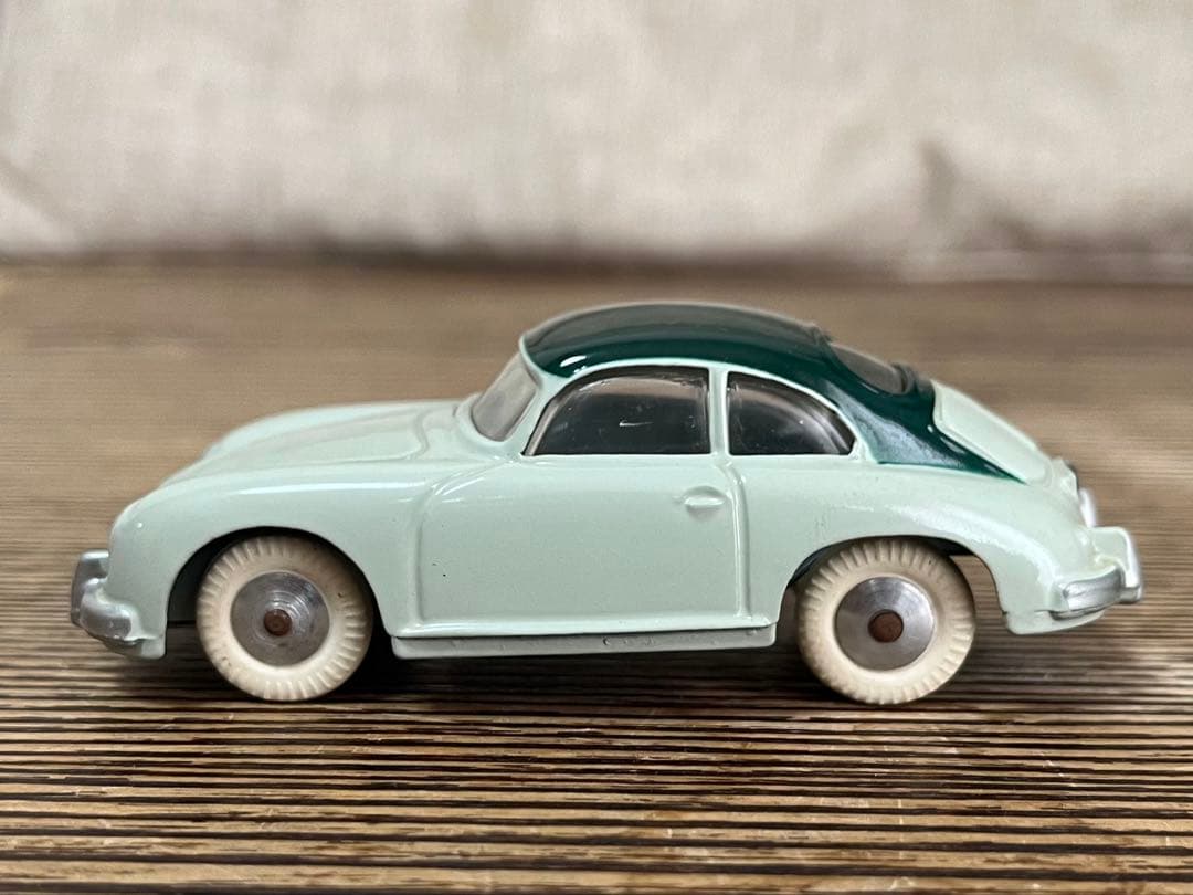 キラル　ポルシェ 356A ミニカー