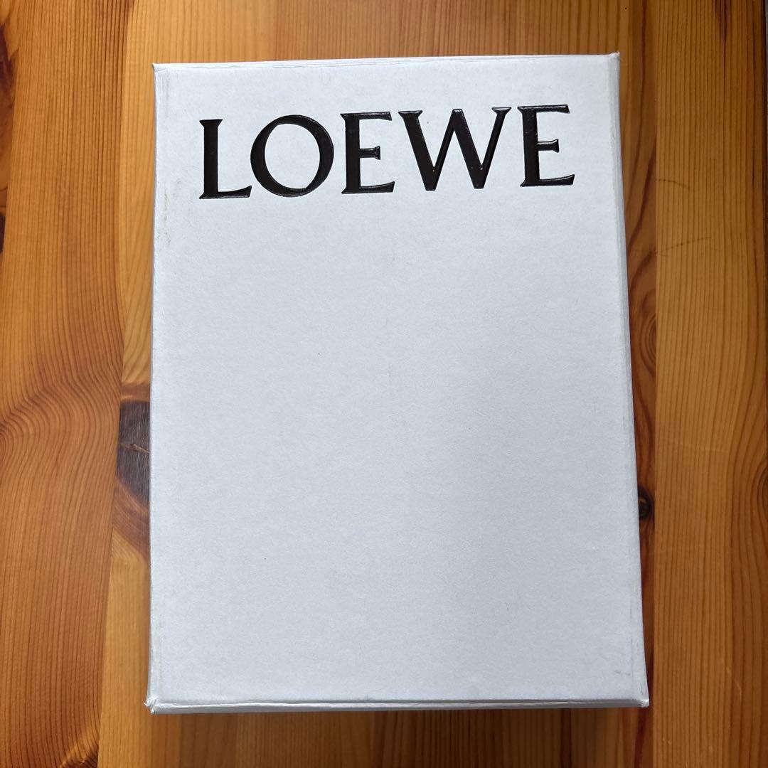 ロエベ　三つ折り財布