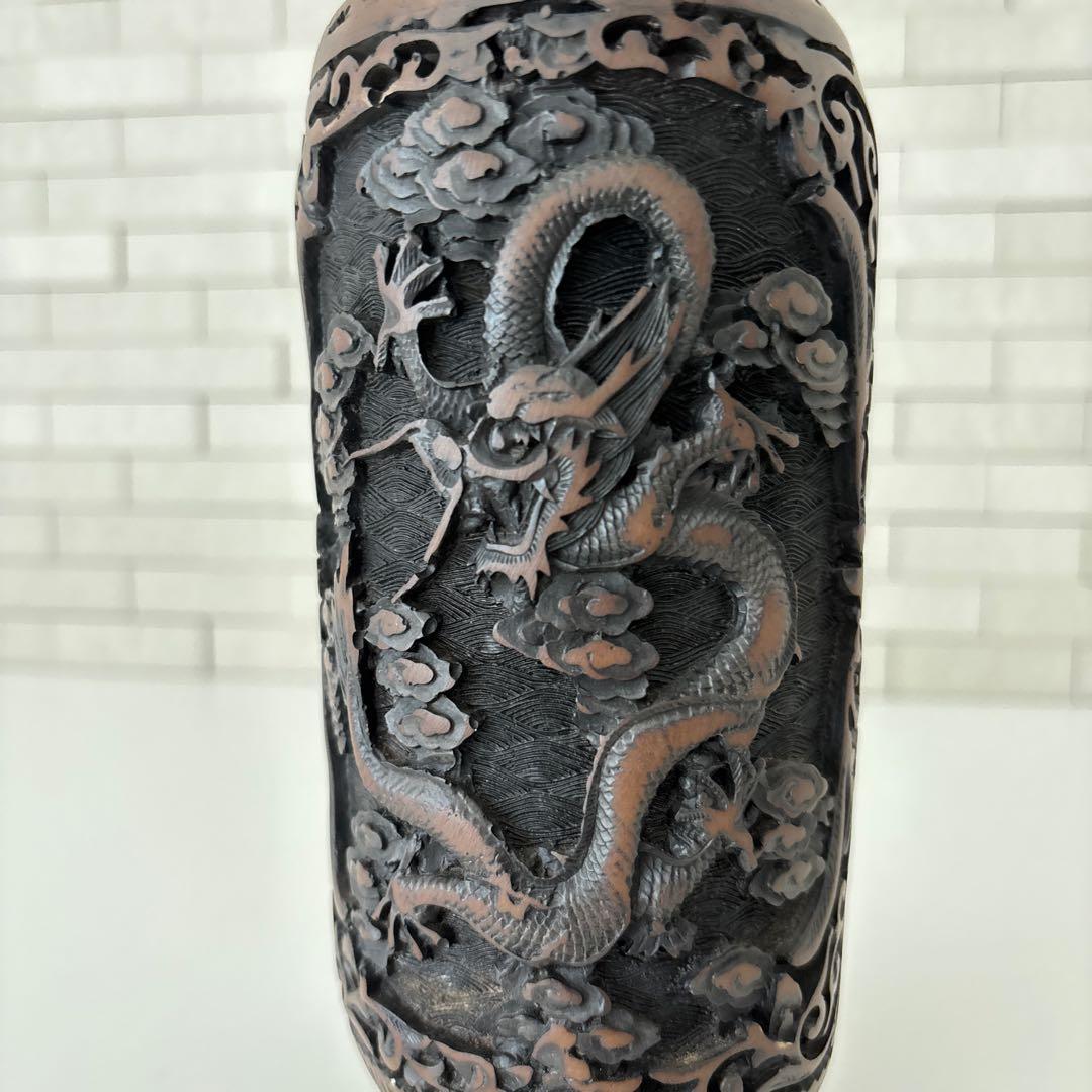 龍　花瓶　黒色花瓶　ドラゴン彫刻　一輪挿し　アンティーク　縁起物骨董品