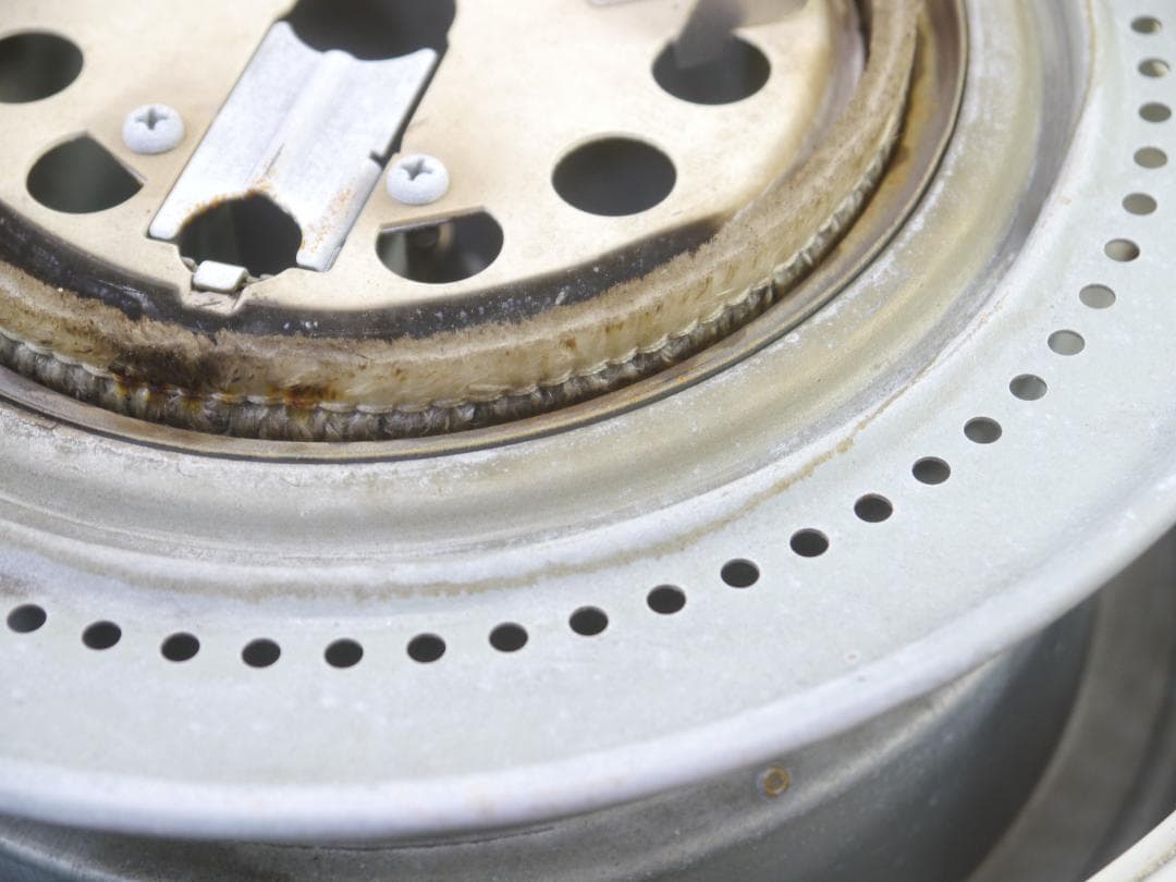 送料込み◆2013⑥◆コロナ　灯油ストーブ 円筒形 ホワイト