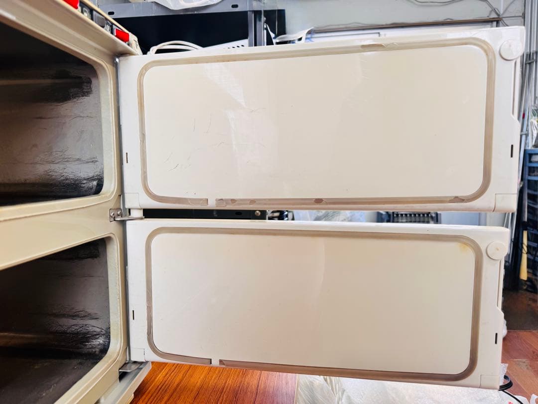 ホウエイ 業務用 タオルウォーマー 2段2扉 ホワイト 動作品 送料込み