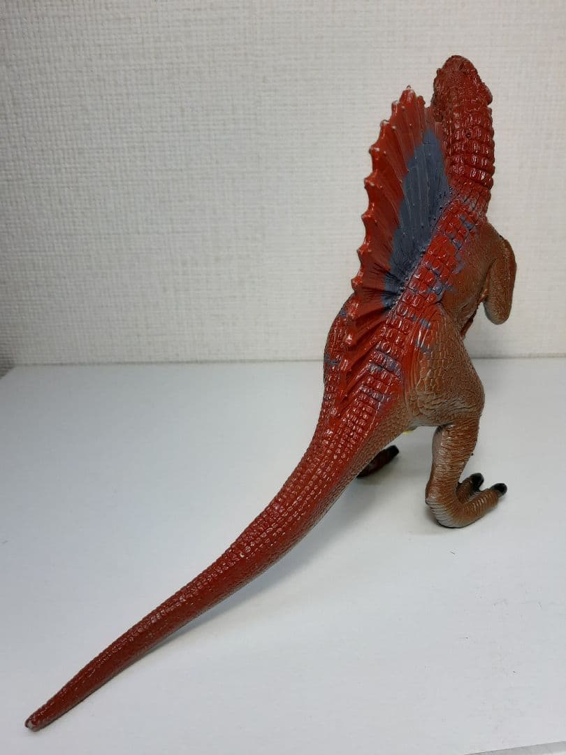 スピノサウルス★鳴くおもちゃ　サウンドザウルス★辰巳屋