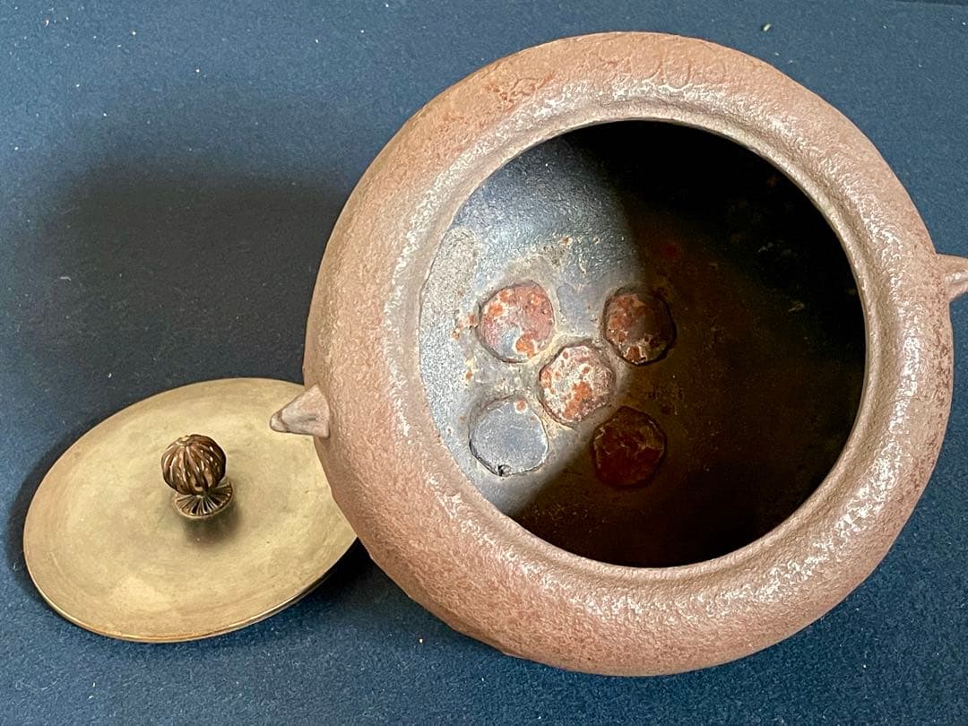 割引❣️「祖」 大國 藤兵衛 政所釜 菊桐地紋 炉釜 共箱 茶道具(1126あ⑤)