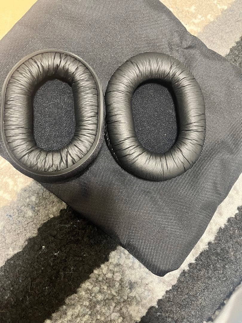 SONY MDR-7506 スタジオモニター ヘッドフォン　即購入可能お値下げ可