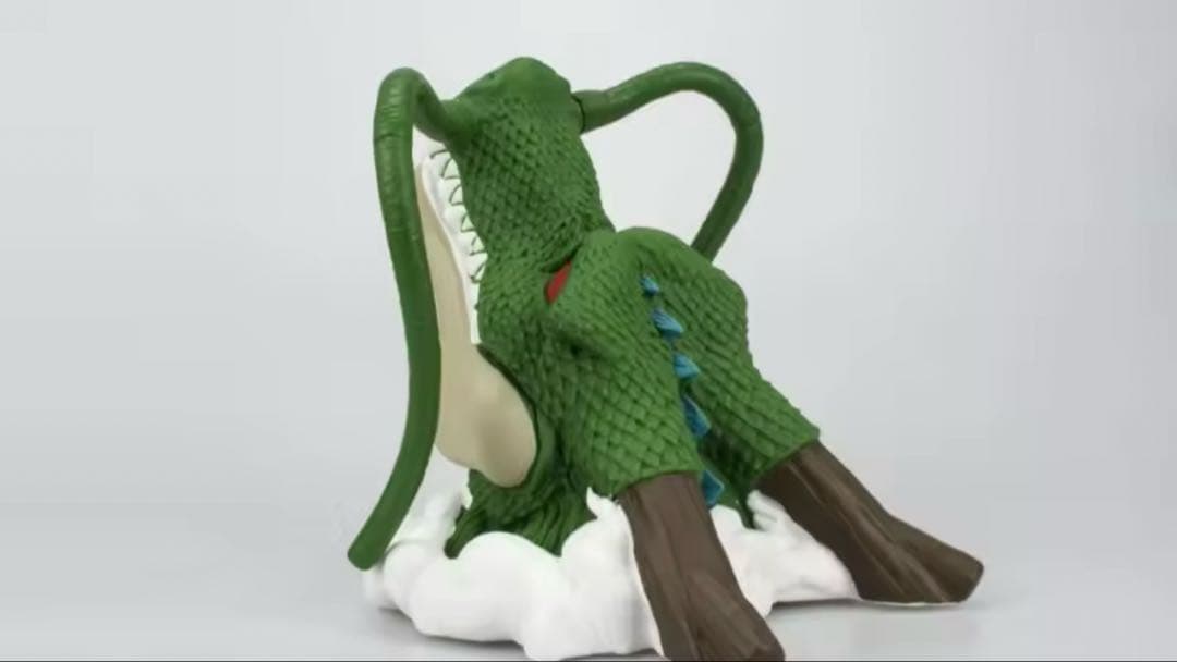 ドラゴンボール　神龍　シェンロン　フィギュア型貯金箱　新品未使用　鳥山明