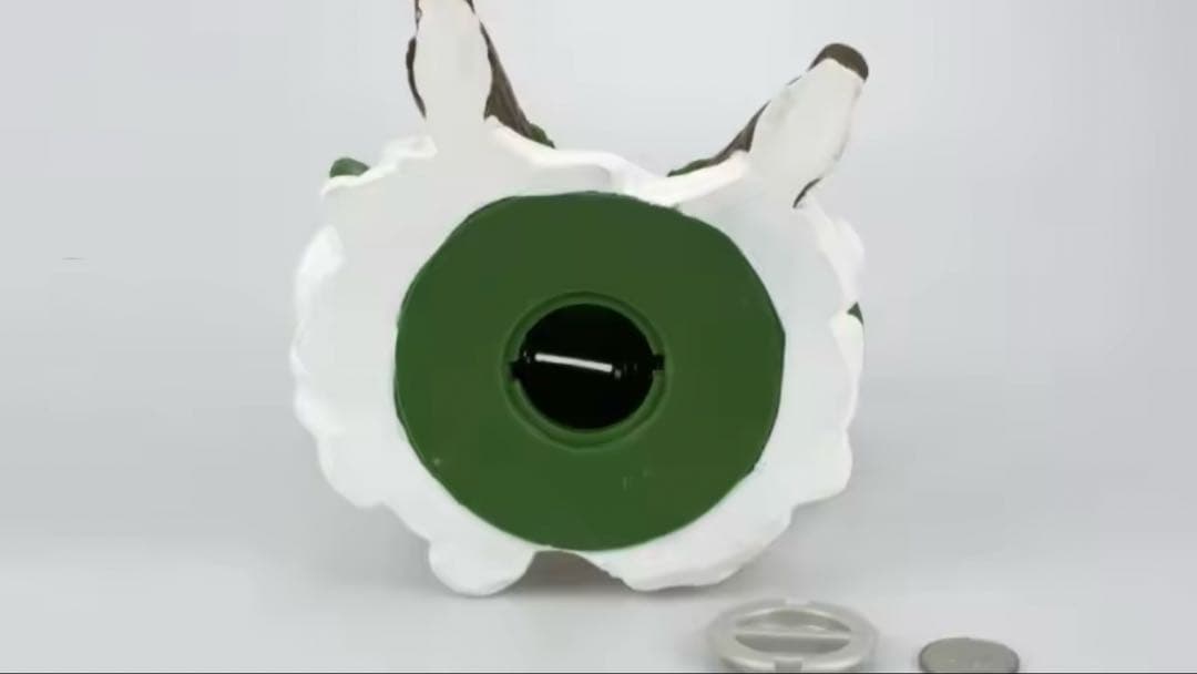 ドラゴンボール　神龍　シェンロン　フィギュア型貯金箱　新品未使用　鳥山明