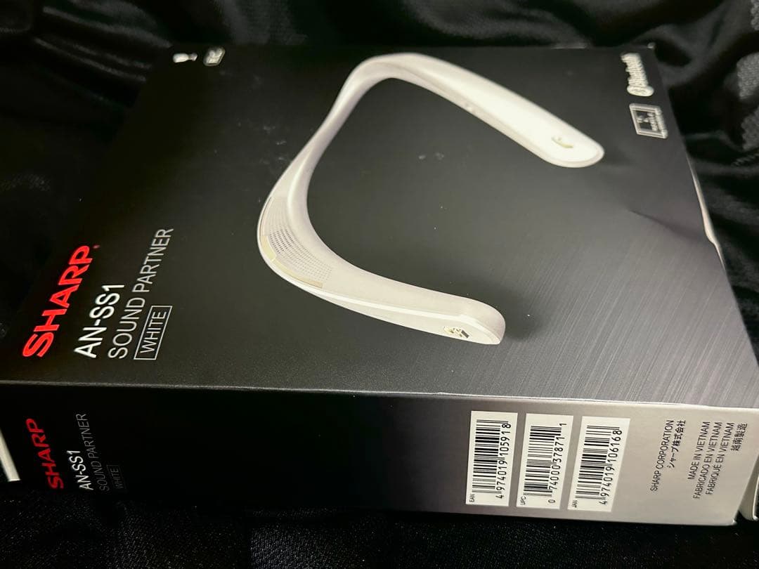 未開封Bluetooth対応SHARPネックスピーカー。取説•保証書在中。