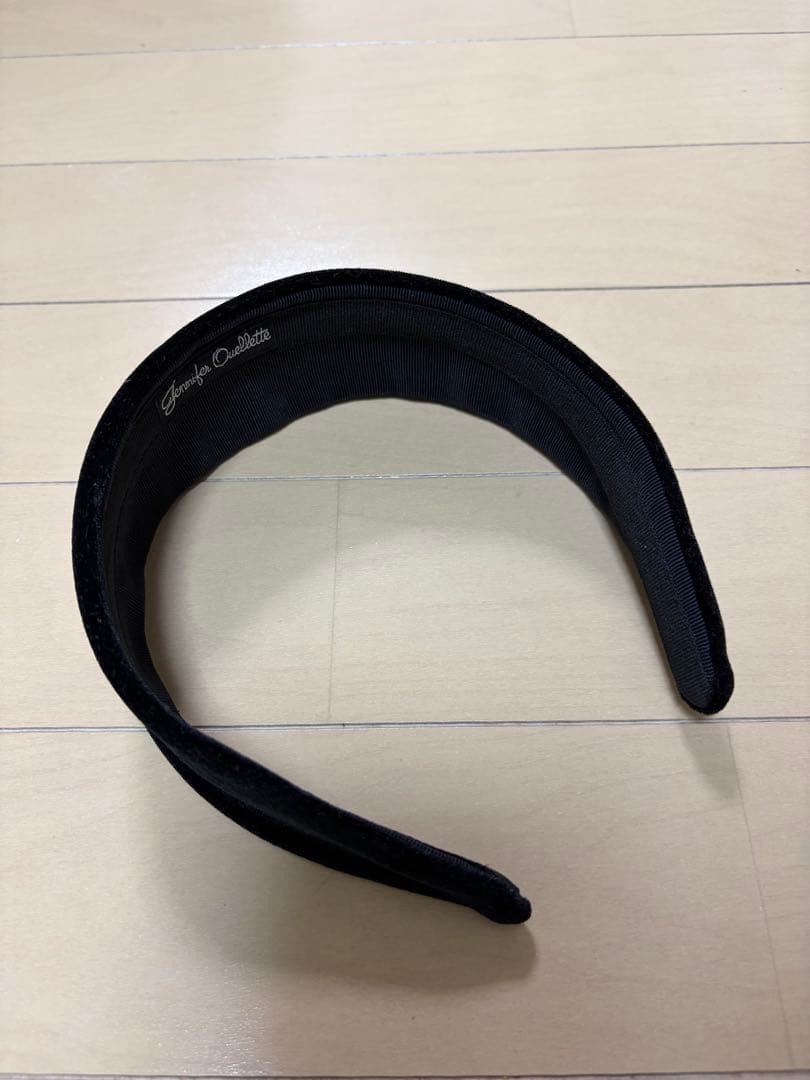 ジェニファーオーレット ブラック ベロア カチューシャ ヘアバンド ヘッドバンド
