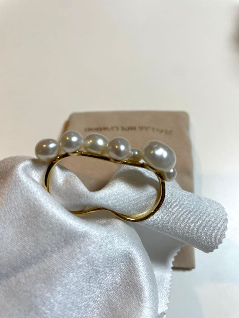 STELLAR HOLLYWOOD バブルパールボリュームリング