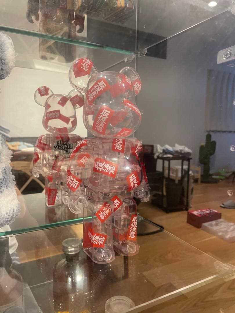 【限定・即完売品】ベアブリック　取扱注意