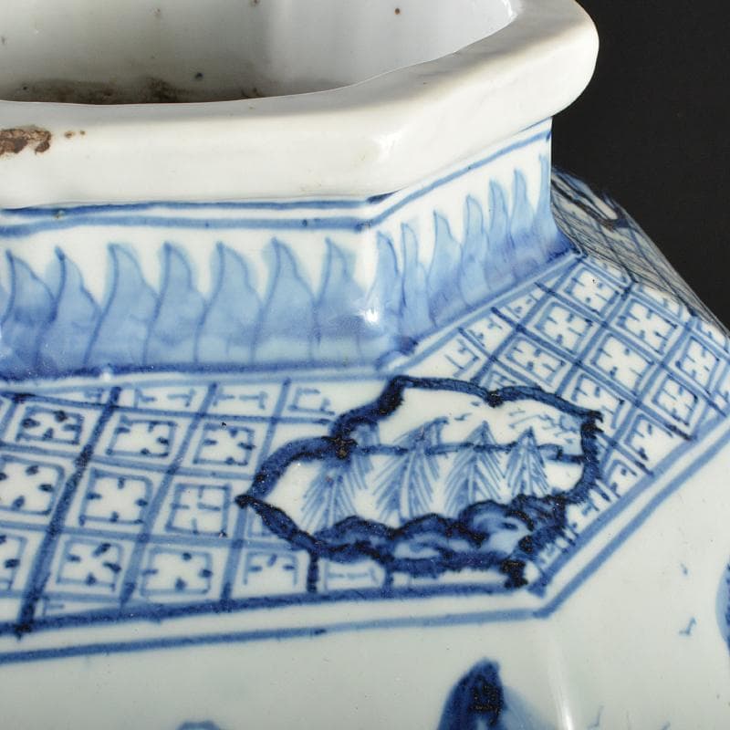 中国　大清乾隆年製款　青花　山水人物文　八角面取瓶　M　R7289B