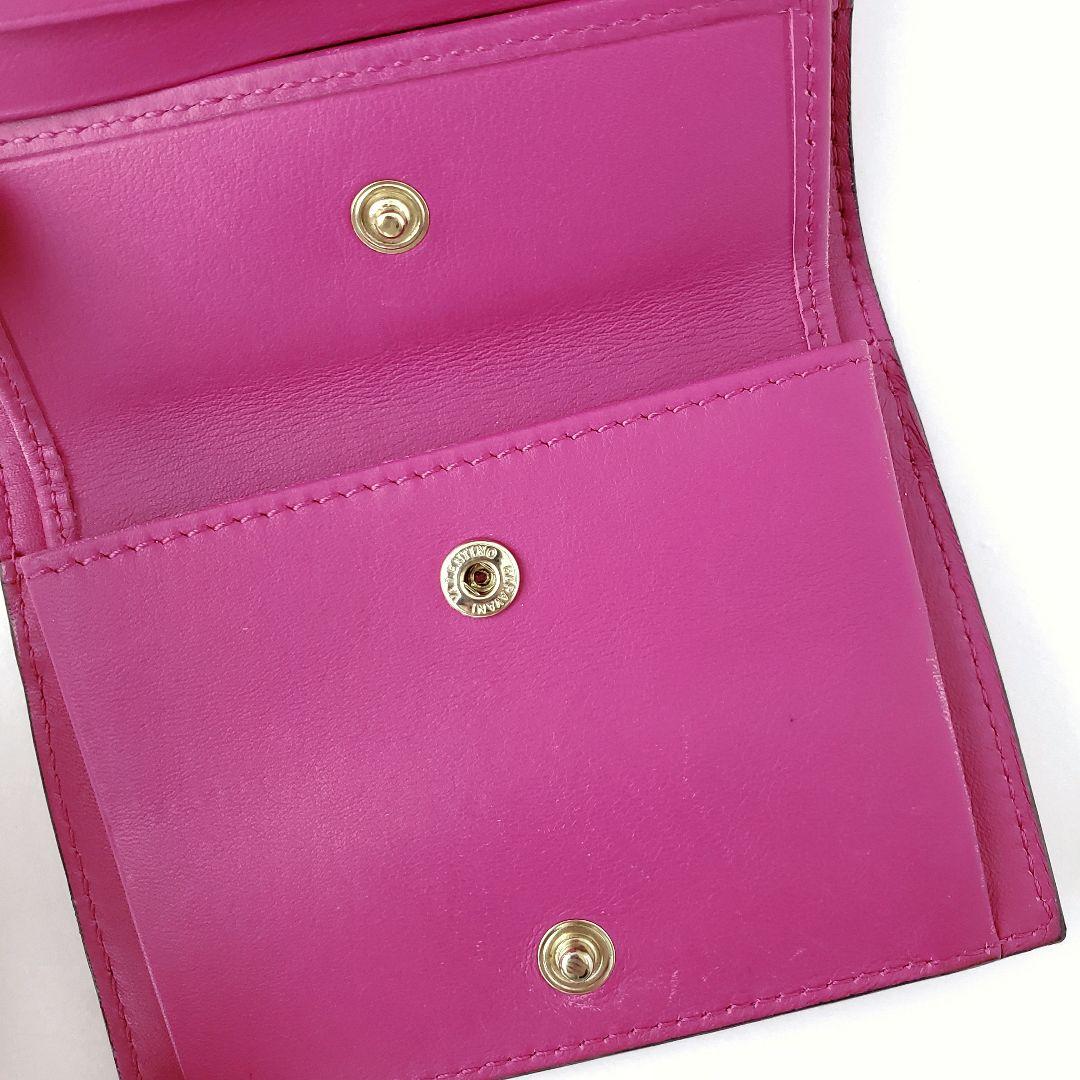 VALENTINO GARAVANI　3つ折り財布　ロックスタッズ　ピンク