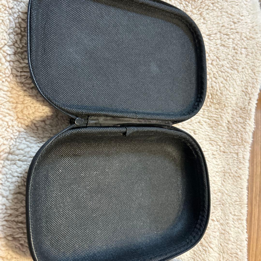 y*9様 Bose ワイヤレスヘッドホン ケース付き