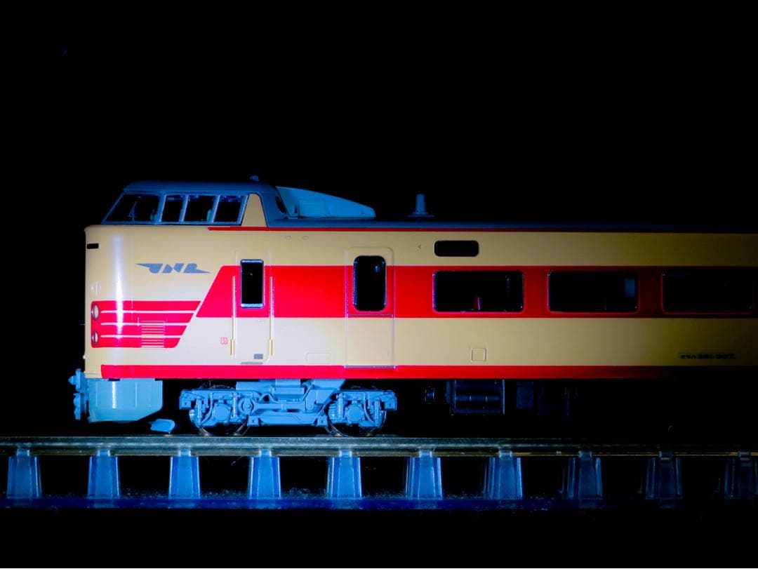 KATO 【特別企画品】 381系 ＜国鉄色リバイバルやくも＞【新品,未使用品】