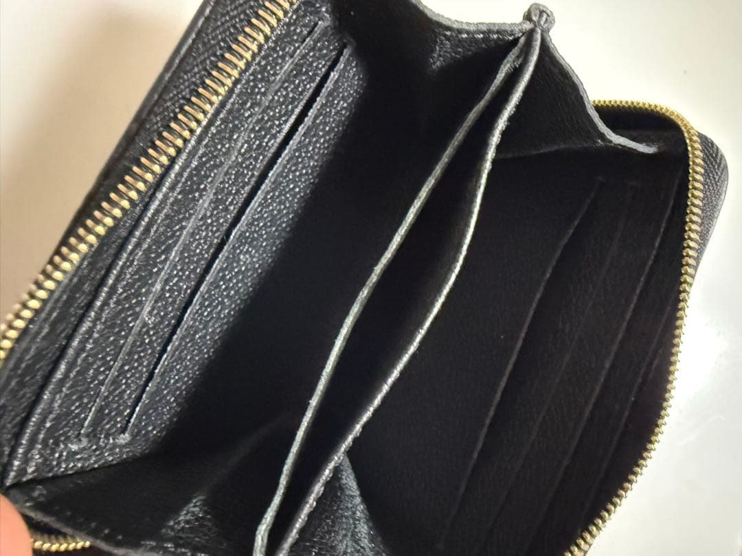 Louis Vuitton アンプラント ジッピーパース
