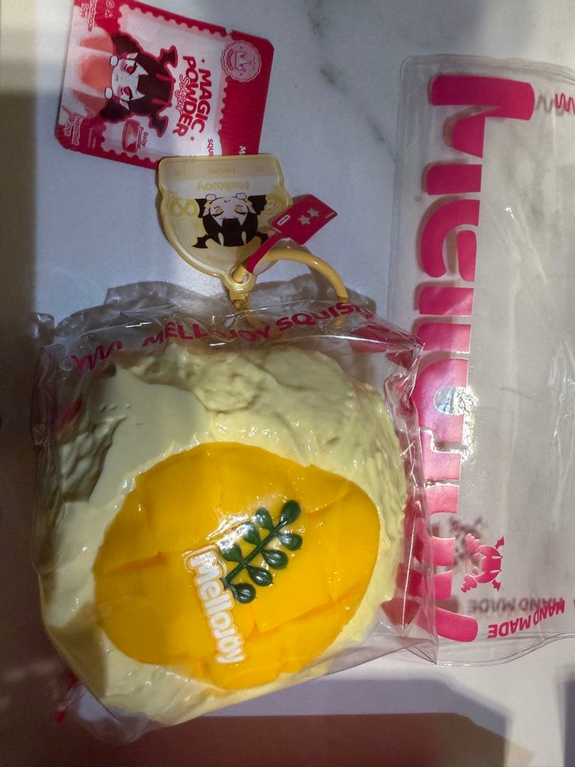 メロジョイスクイーズ　大福シリーズ　マンゴー　もちもちもち　マジックパウダー付き