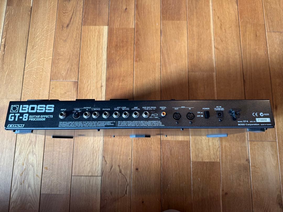 BOSS GT-8 ギターエフェクター　説明書付き