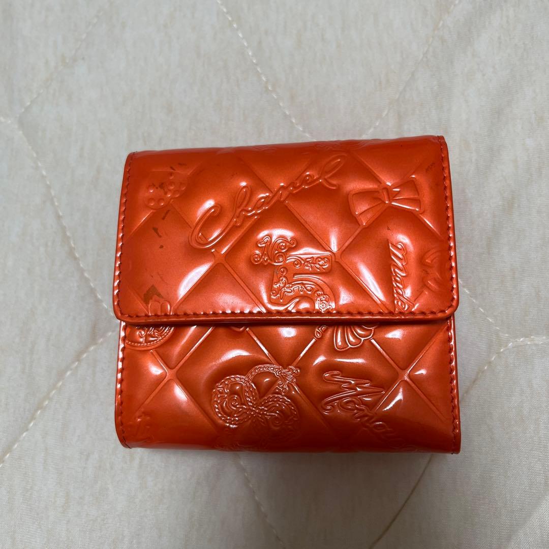 シャネル二つ折り