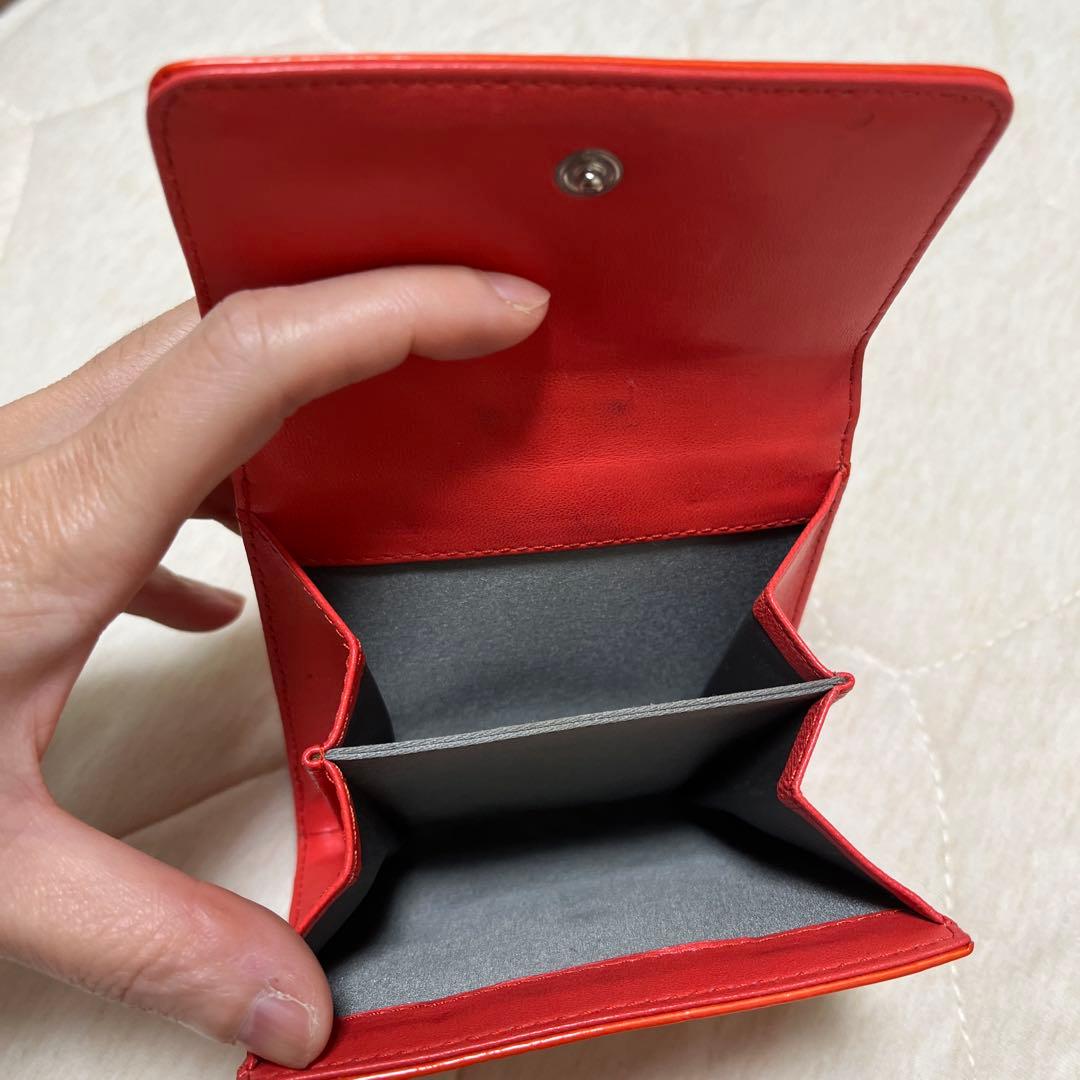 シャネル二つ折り